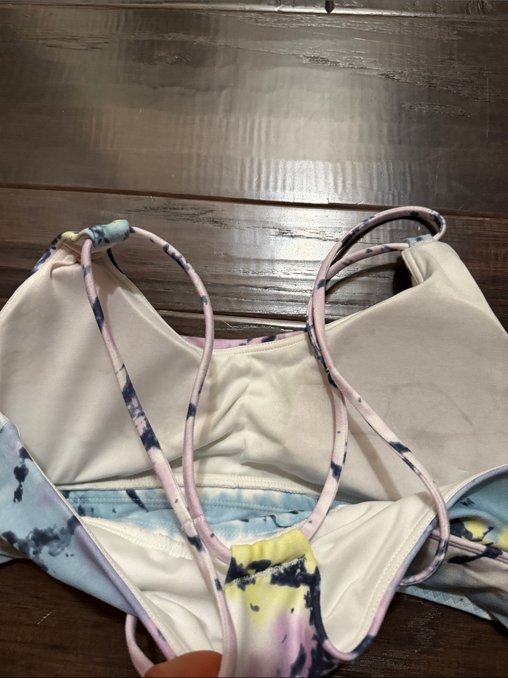 Wildfox sports bra Tie-Dye Pastel in Pink, Blue & Yellow - Picture 7 of 8